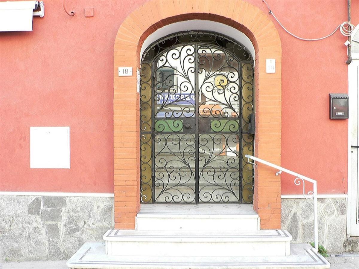Apartament Valerio'S Flat Pozzuoli Zewnętrze zdjęcie